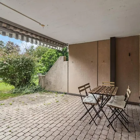 Spacious Apartment In Zurich Exterior photo